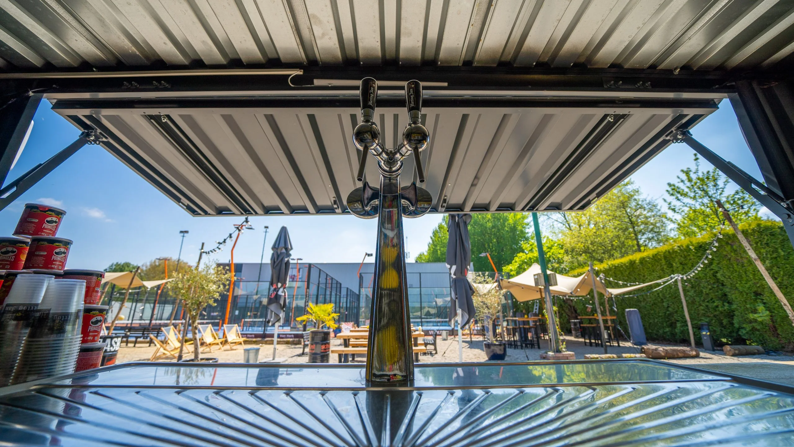 Conteneur bar démontable 4×2 XL RAL 7016